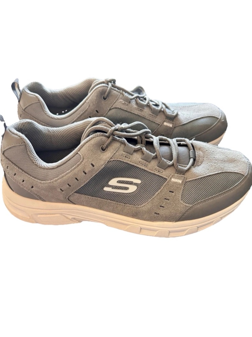 Skechers Relaxed Fit Memory Foam Leather Grey Shoe/Sneakers 59937S Mens Sz 13